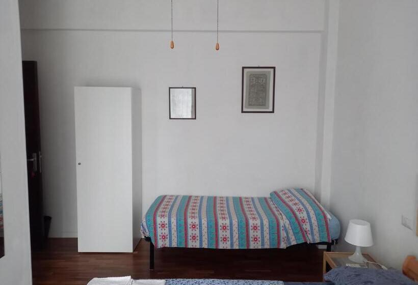 Camera Standard, B&b Il Canale