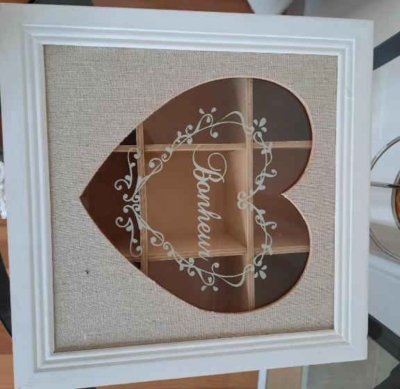 バルコニー付きスタンダードルーム, Frankie’s House