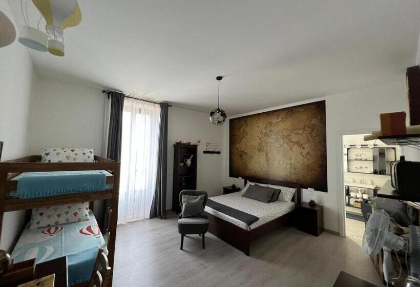 キングサイズベッドのスタンダードルーム, Frankie’s House