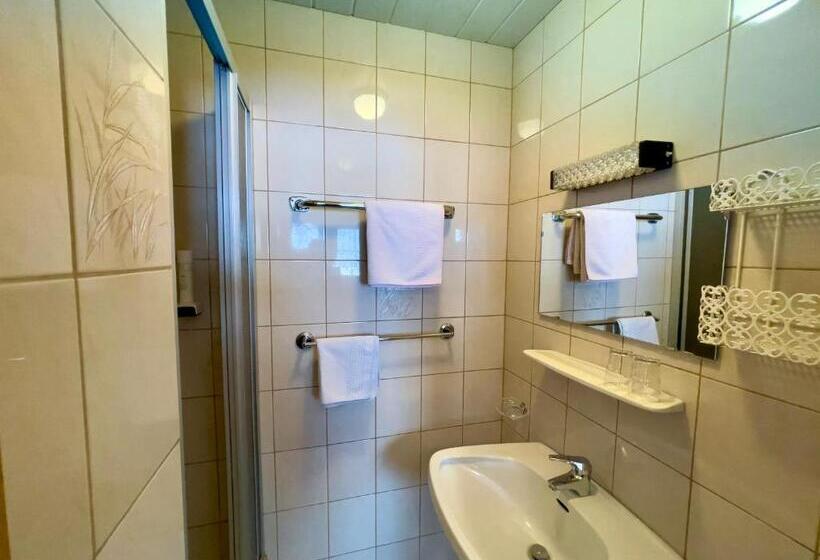 غرفة قياسية مزوَّدة بشُرفة, Gasthof Scherer