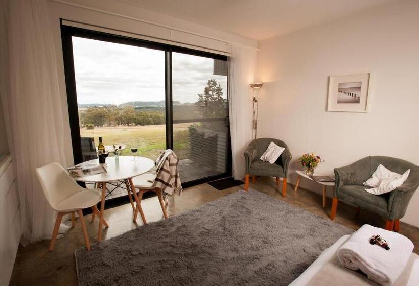 디럭스 스위트, Hanging Rock Views