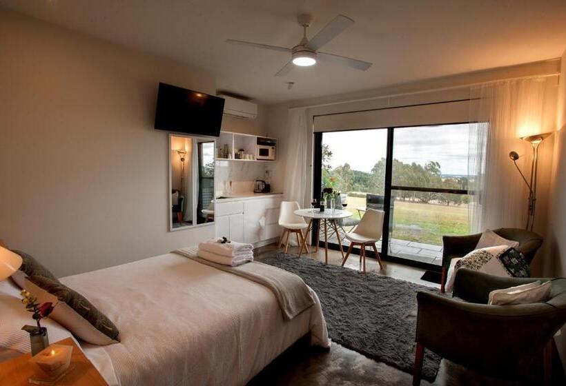 디럭스 스위트, Hanging Rock Views