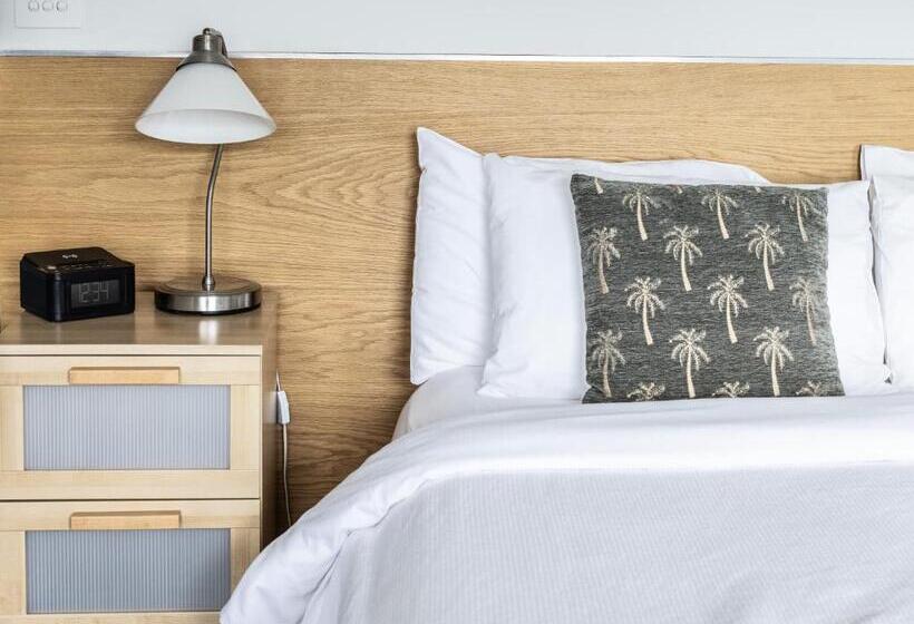 디럭스 스위트, Hanging Rock Views