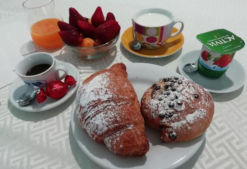 ガーデンビュースタンダードルーム, B&b L Altare Bianco