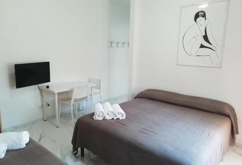 Quarto Estandar, B&b L Altare Bianco