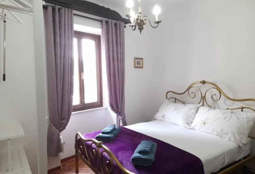 スタンダードルーム, Monti Guesthouse