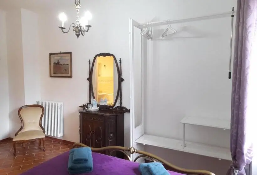 スタンダードルーム, Monti Guesthouse