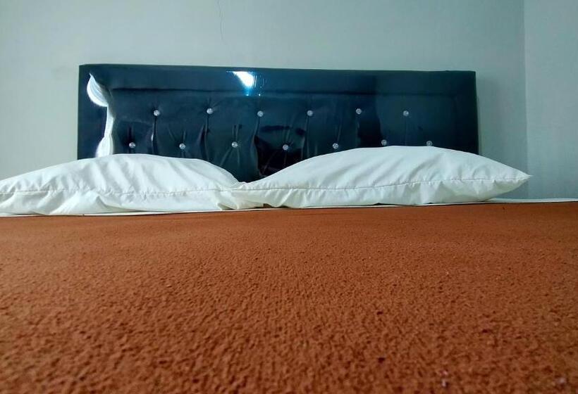 デラックスファミリールーム, Aqsa Guest House Ciamis Syariah