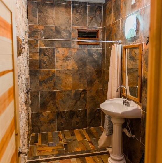 디럭스 룸, Colibri