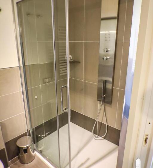 デラックスルーム, Duomo Boutique