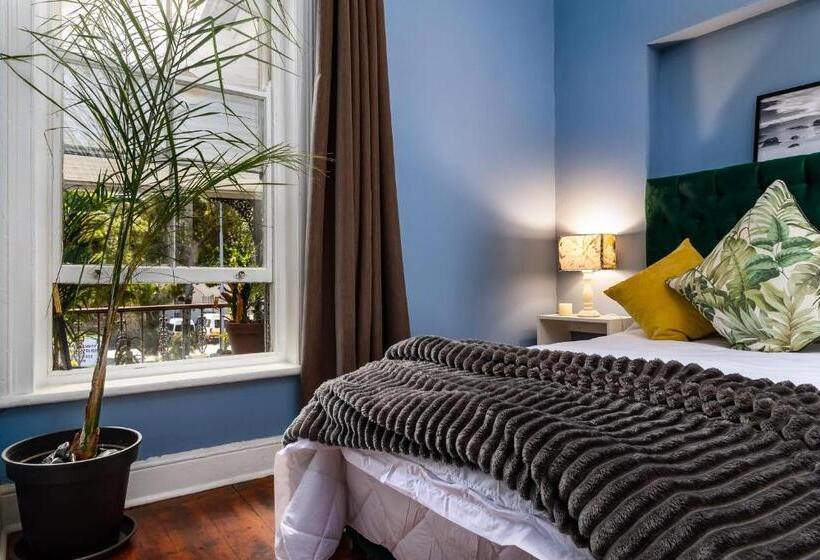 اتاق لوکس, Obz