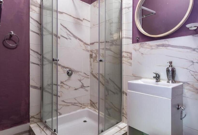 اتاق لوکس, Obz