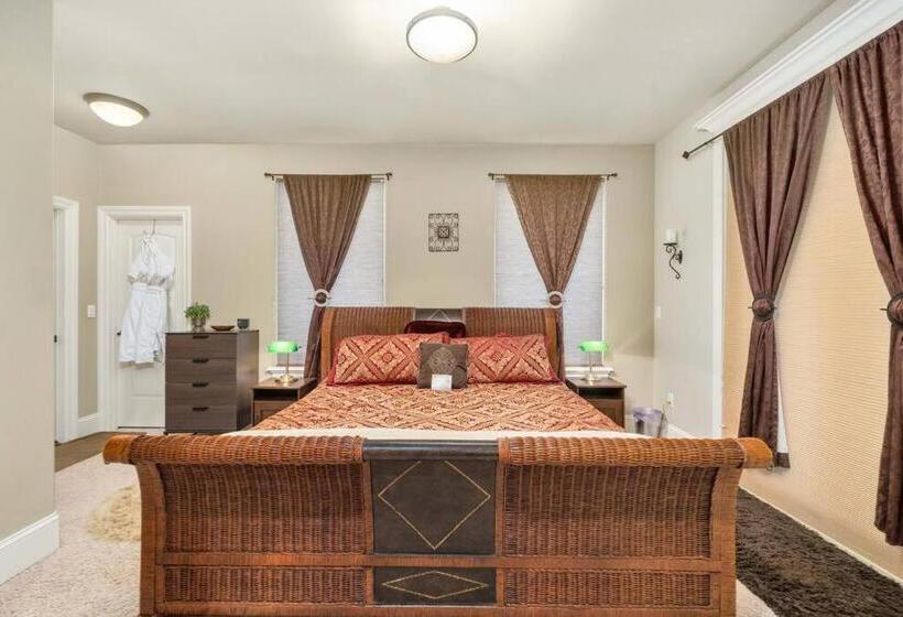 غرفة عائلية مطلّة علي البحر, Villa Luna