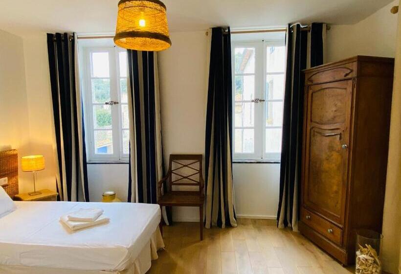 Номер Стандарт, Aux Berges Du Libre