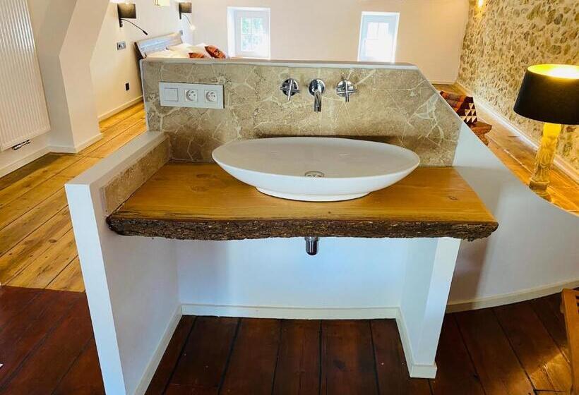 Номер Deluxe, Aux Berges Du Libre