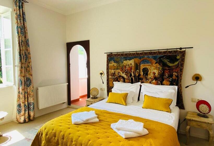 Номер Стандарт Вид на Бассейн, Aux Berges Du Libre