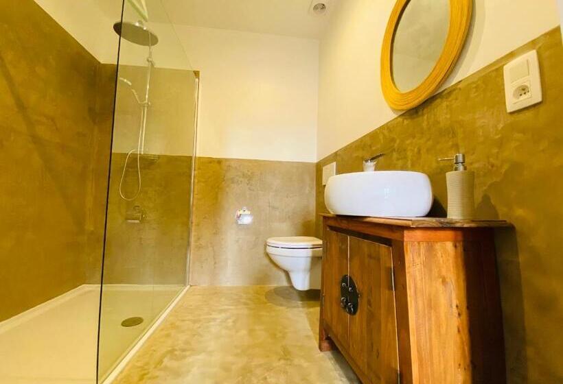 Номер Стандарт Вид на Сад, Aux Berges Du Libre