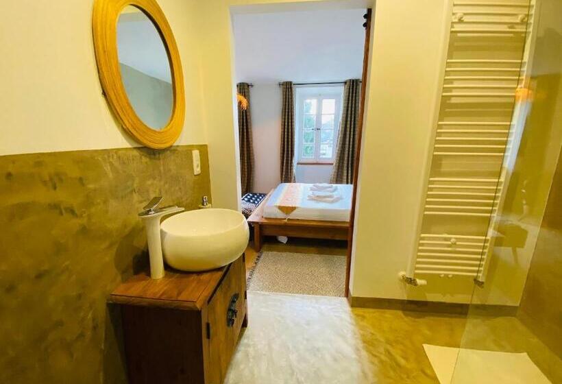 Номер Стандарт Вид на Сад, Aux Berges Du Libre