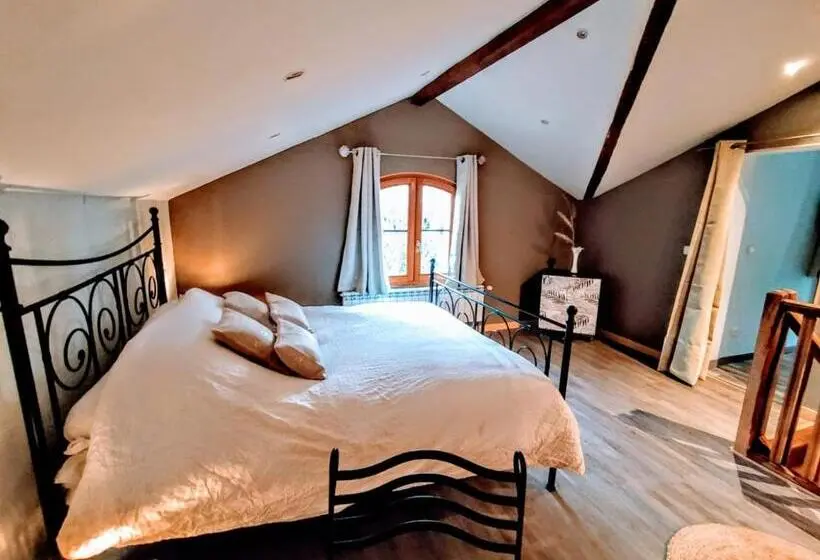 プールビュースタンダードルーム, La Maison Cachée Du Pavillon Bellevue