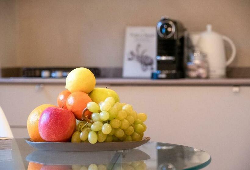 חדר סטודיו סטנדרד, Longo Suites