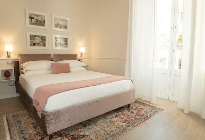 סוויטת ג'וניור עם מרפסת, Longo Suites