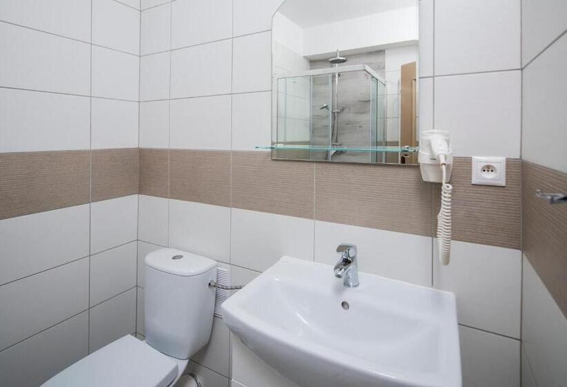 标准单人间, Penzion Zuzana