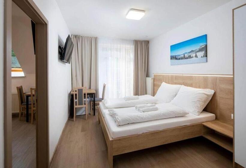 家庭间, Penzion Zuzana