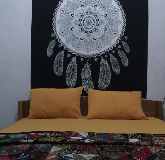 Standard Szoba, Owl Hostel Karimunjawa