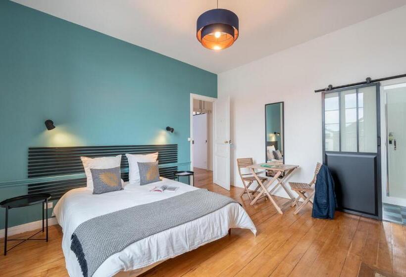 غرفة قياسية, Chez Hortense