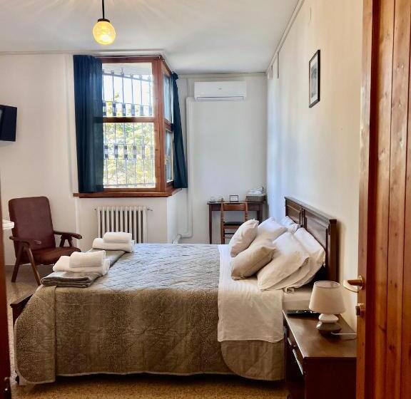 Standard room with outdoor bath, Foresteria Santa Maria Di Betlem