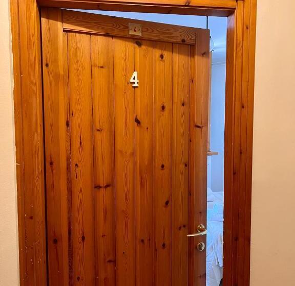 اتاق استاندارد یک نفره, Foresteria Santa Maria Di Betlem