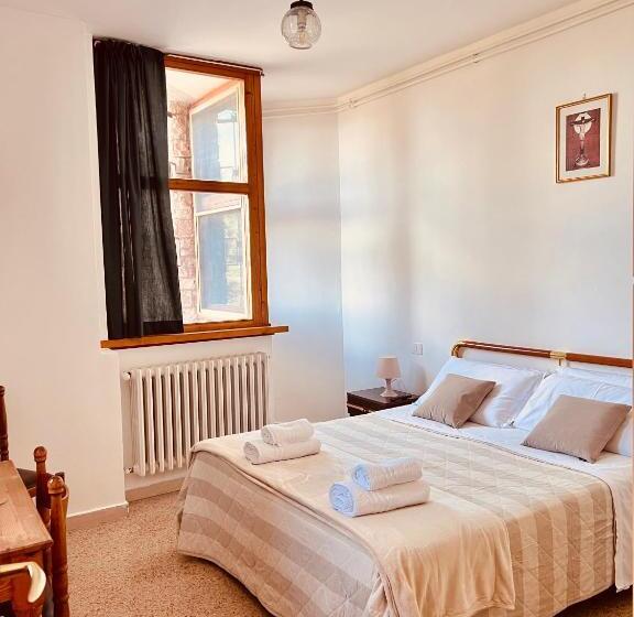 اتاق استاندارد یک نفره, Foresteria Santa Maria Di Betlem