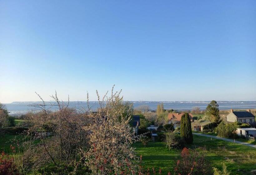 オーシャンビュースタンダードルーム, Les Lys