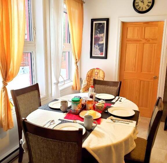 标准间, Maison Montplaisir