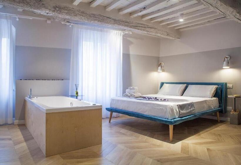 スタンダードスタジオ, San Sebastiano Suite & Luxury Apartments