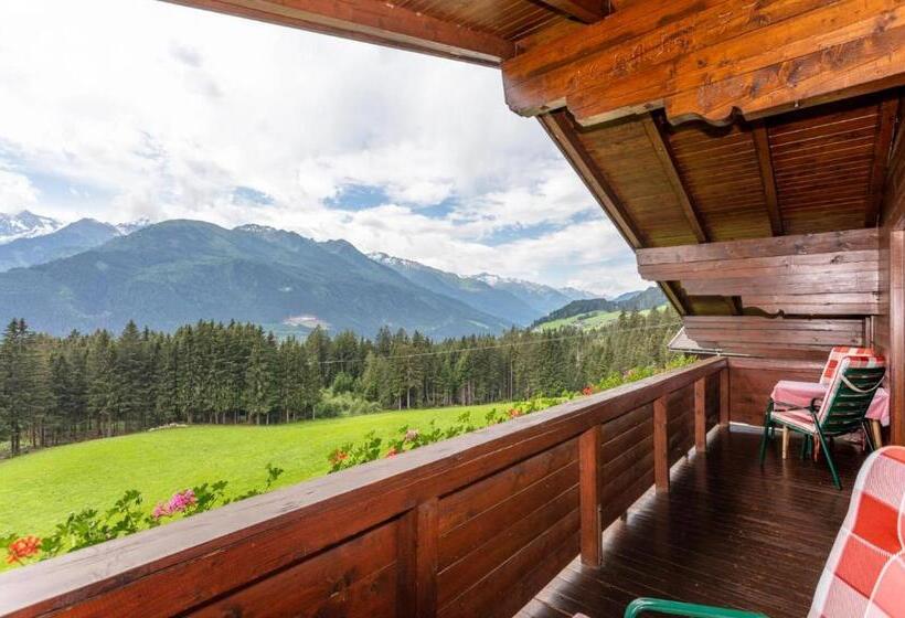 غرفة قياسية مزوَّدة بشُرفة, Bergbauernhof Seetalhof