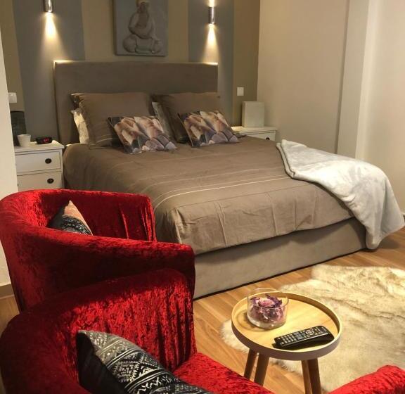 标准间带山景, Maderedocevida