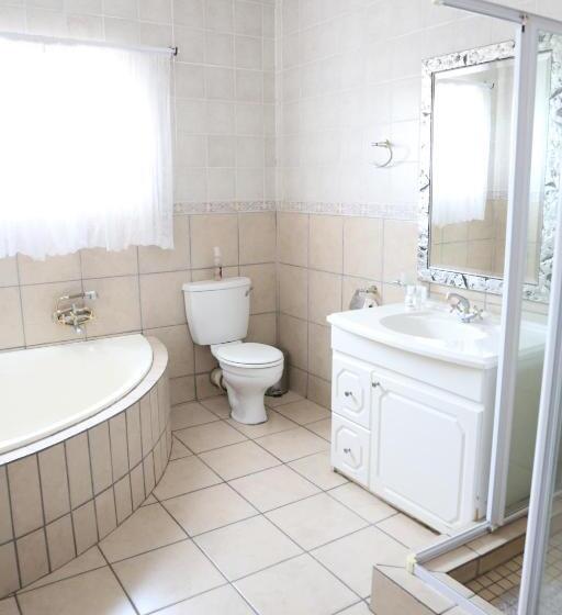 Quarto Estandar com Sacada, Casa De Jardim Guesthouse