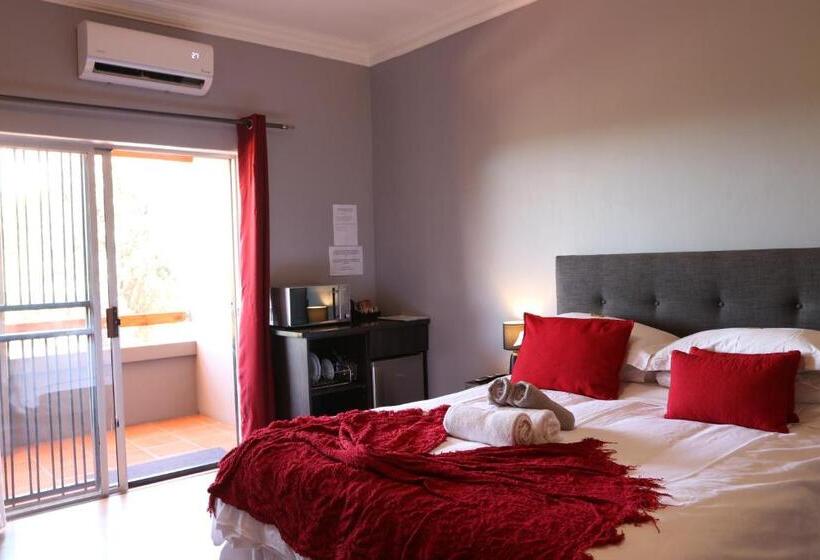 Quarto Estandar com Sacada, Casa De Jardim Guesthouse