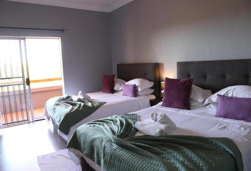 Семейный Номер, Casa De Jardim Guesthouse