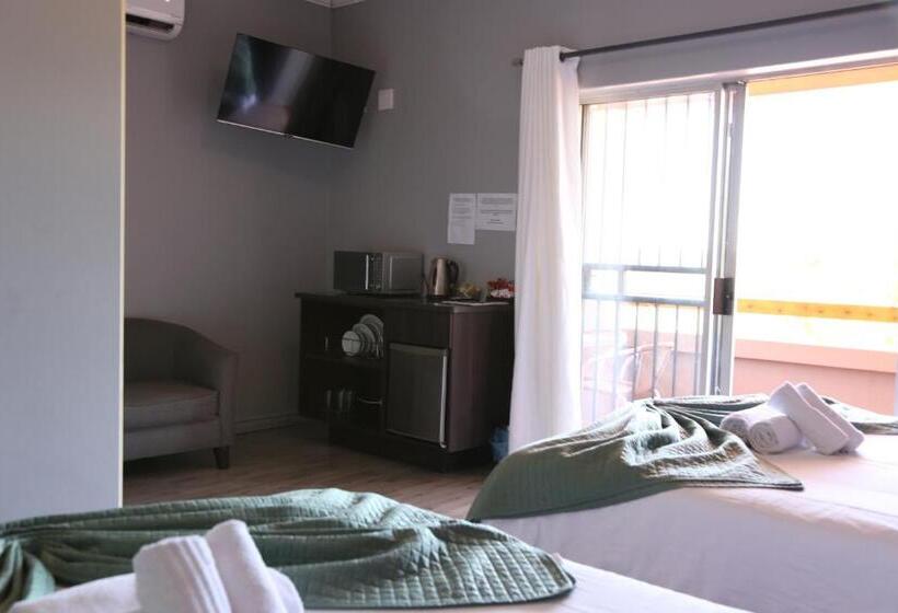 Quarto Familiar, Casa De Jardim Guesthouse