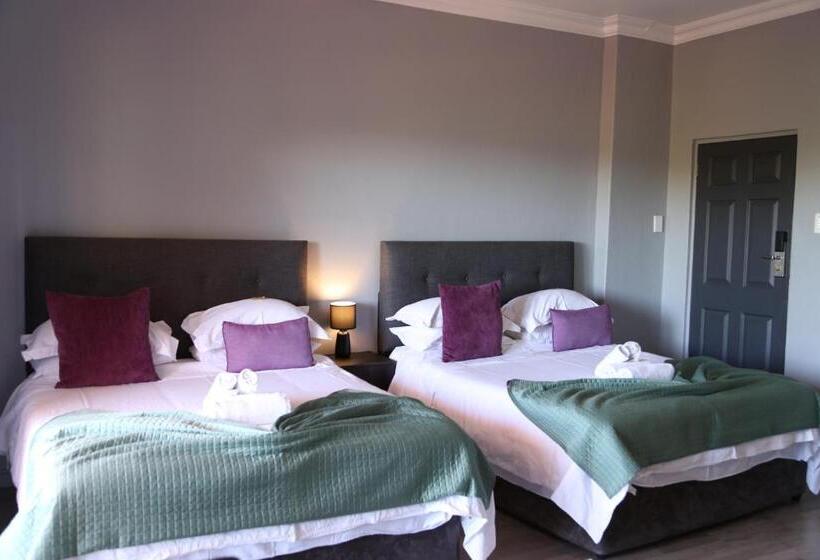 Семейный Номер, Casa De Jardim Guesthouse