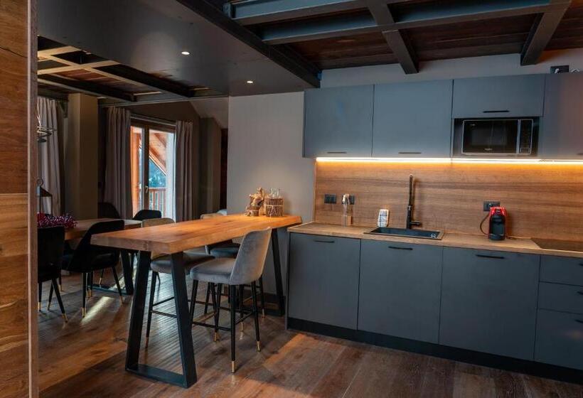 スーペリアースイート, Chalet Everest   Luxury Apartments