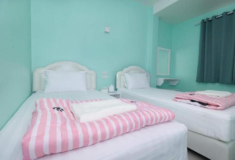 经济房, Lomluang Hostel&