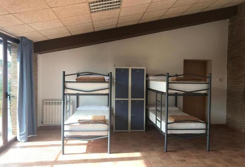 ファミリールーム, Albergue De Castillazuelo