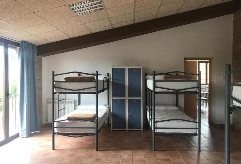 ファミリールーム, Albergue De Castillazuelo