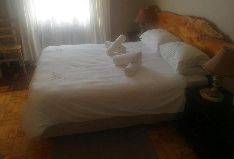 Standart Oda, Bonani B & B