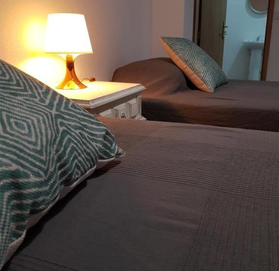 غرفة قياسية ثلاثية, Moira   Alojamento Local