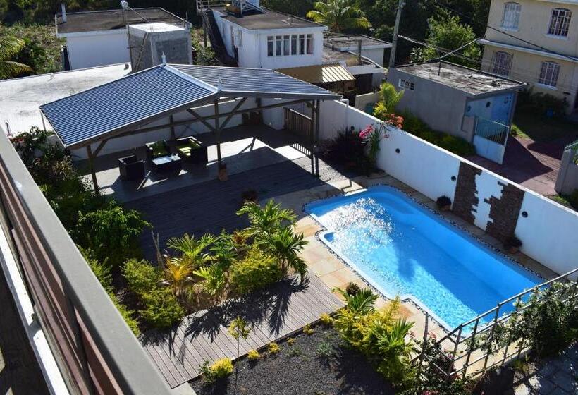 1 Bedroom Penthouse Apartment, Le Binome