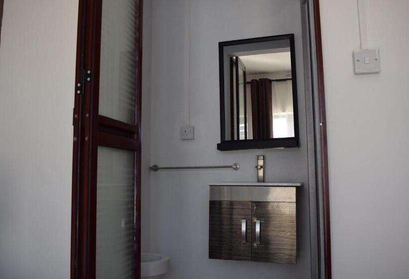 1 Bedroom Penthouse Apartment, Le Binome